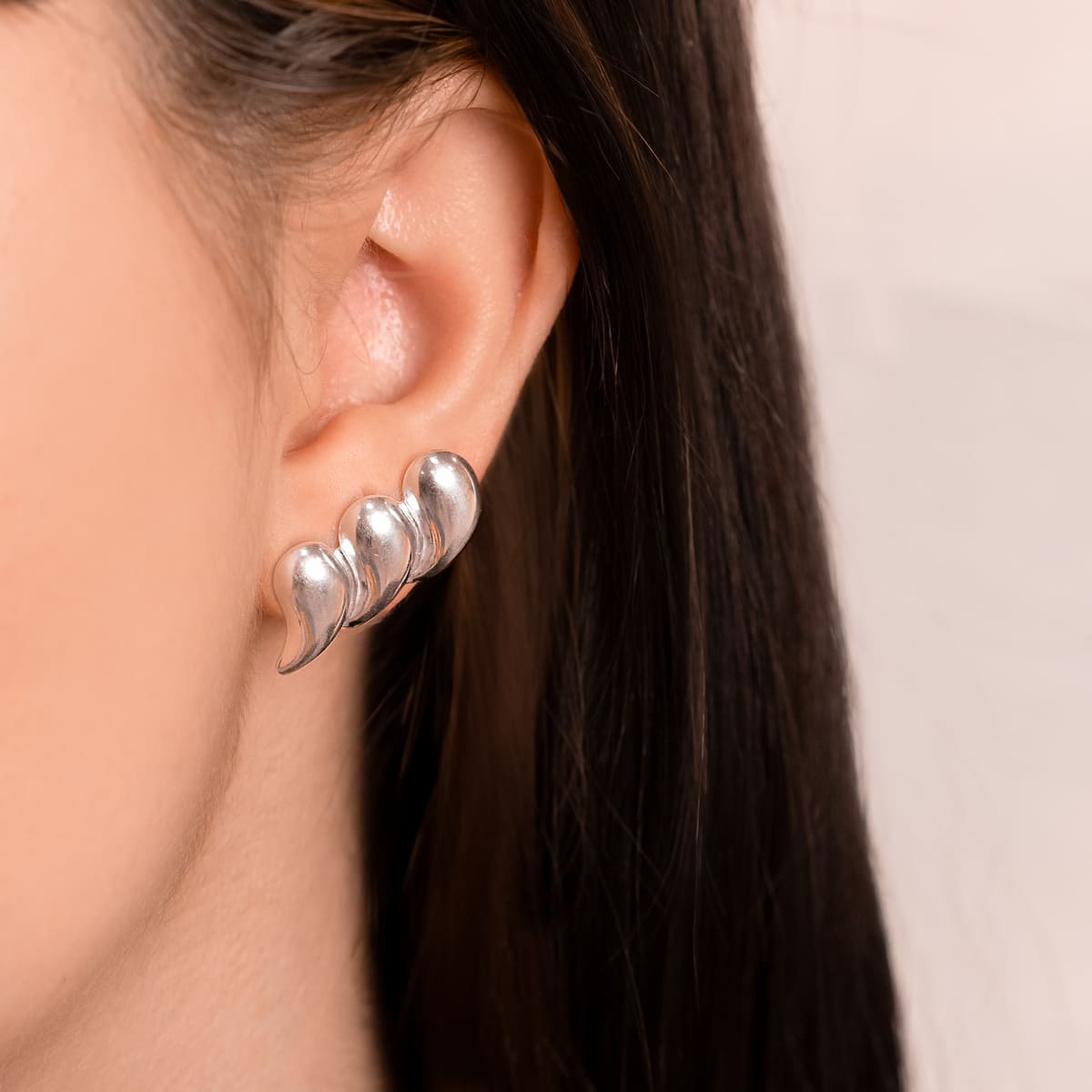 Brinco Earcuff Três Gotas